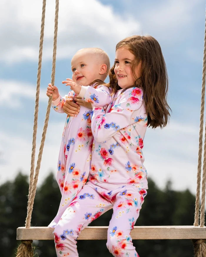 Deux Par Deux Organic Cotton Long Sleeve Two Piece Pajama Set - Printed Bouquet of Flowers