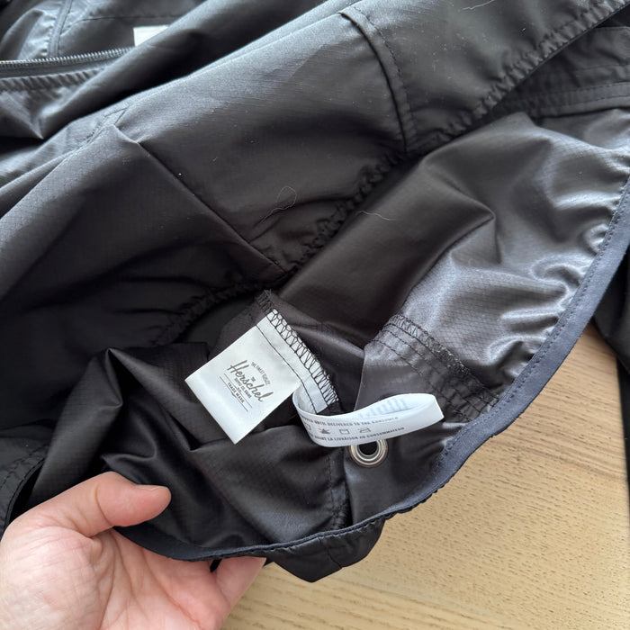 Herschel / Black windbreaker / Women L