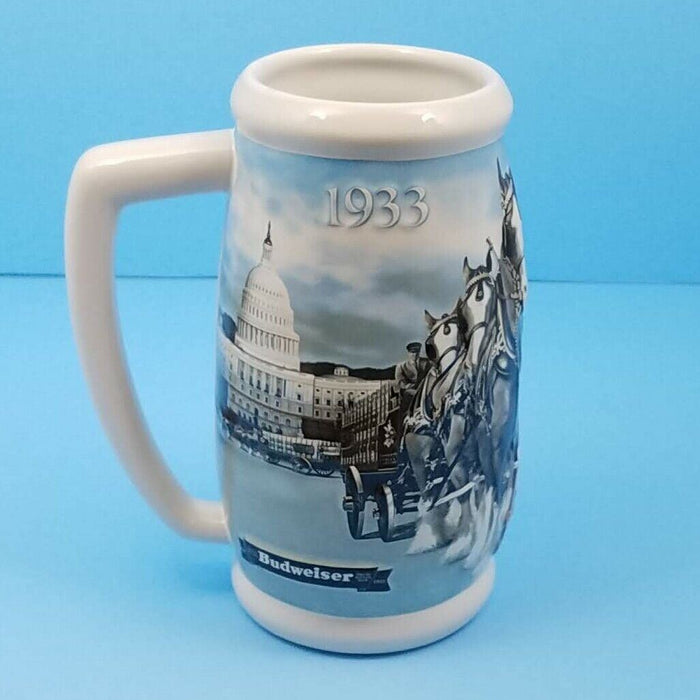 2009 Christmas Budweiser Stein Mug Gift Box and COA A Holiday Tradition CS699