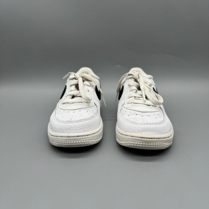 Nike / Air Force 1 / Running Shoes / US10