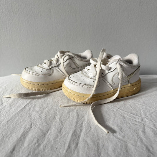 Nike / Air Force 1 / Running Shoes / US6