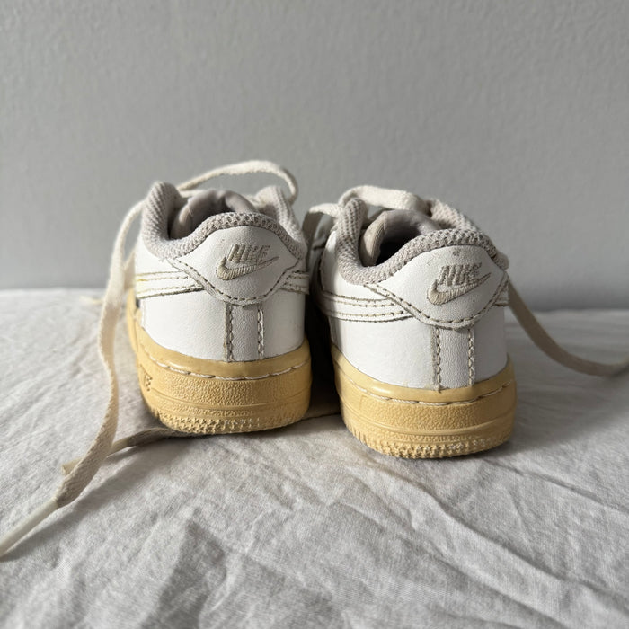 Nike / Air Force 1 / Running Shoes / US6