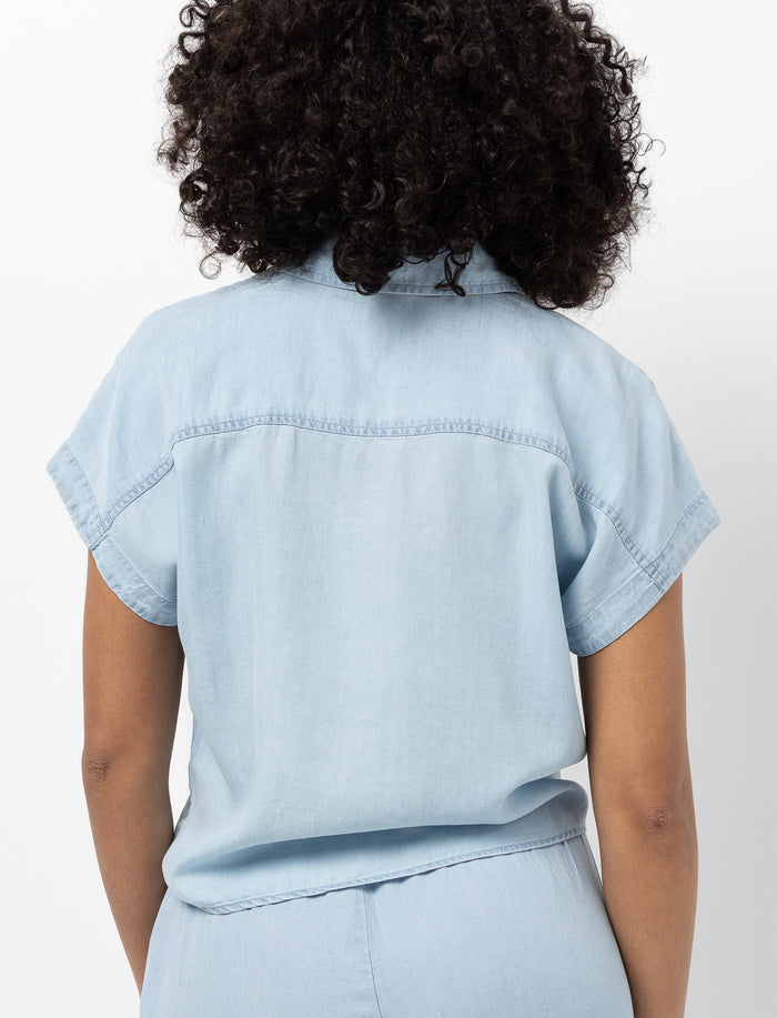 Blouse à manches courtes