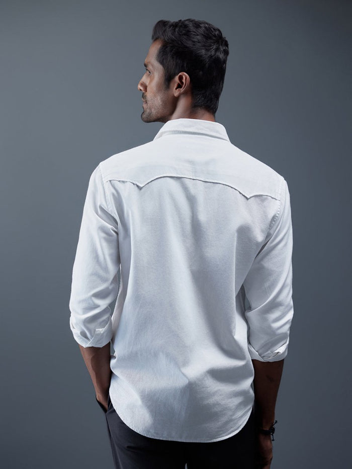 Caravan - Rana's White Cotton Twill Contrast Button Shirt with Double Pocket