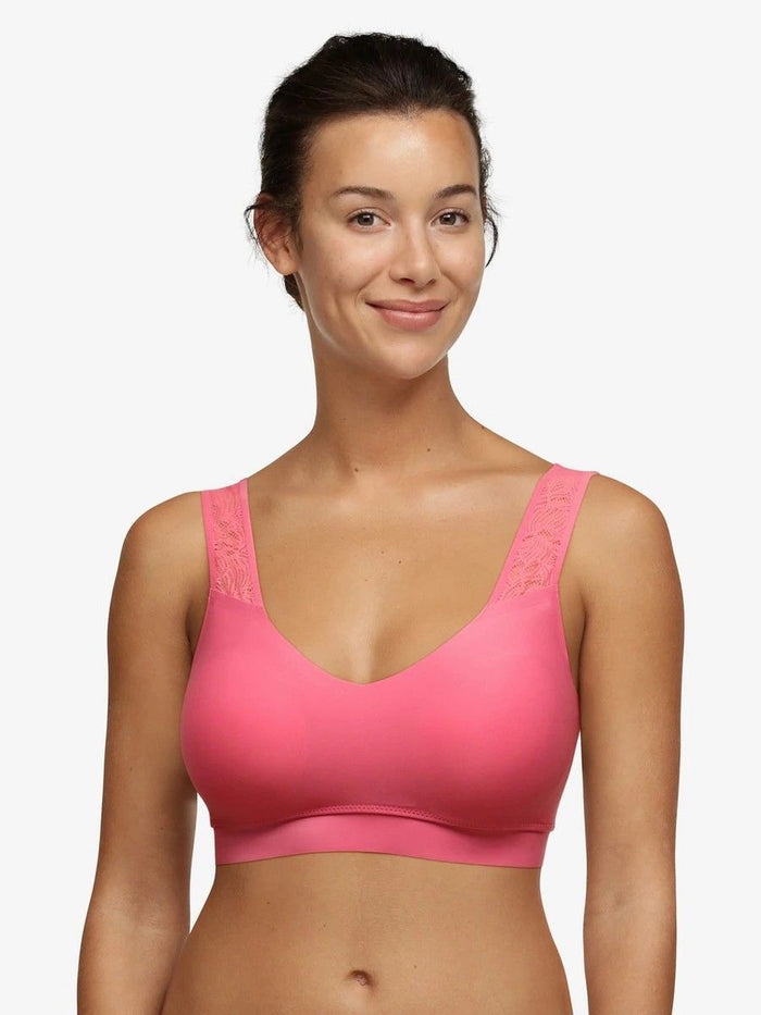 CHANTELLE Soft Stretch Padded Lace V-Back Bralette (#C11G1)