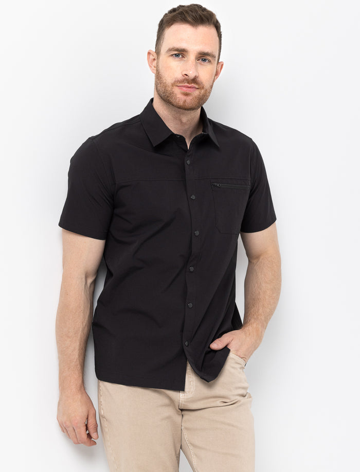 Chemise unie à manches courtes pour homme