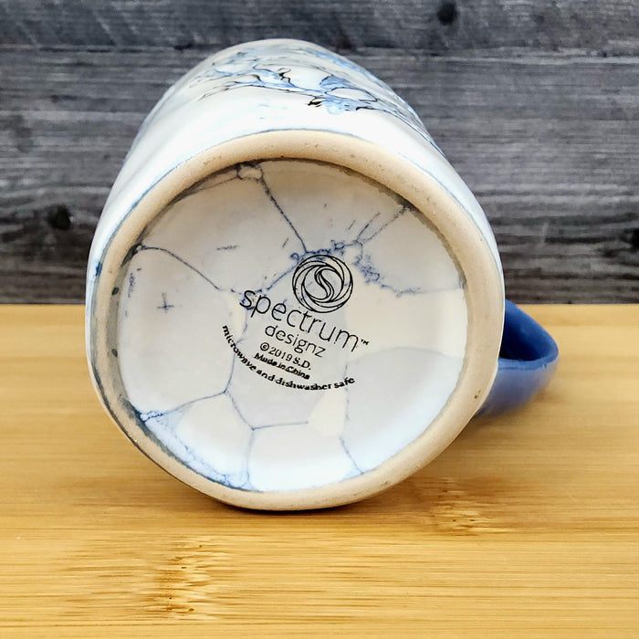 Chesapeake Bay Crab Coffee Mug 16oz (473ml) Embossed Ceramic Tea Cup Blue Sky