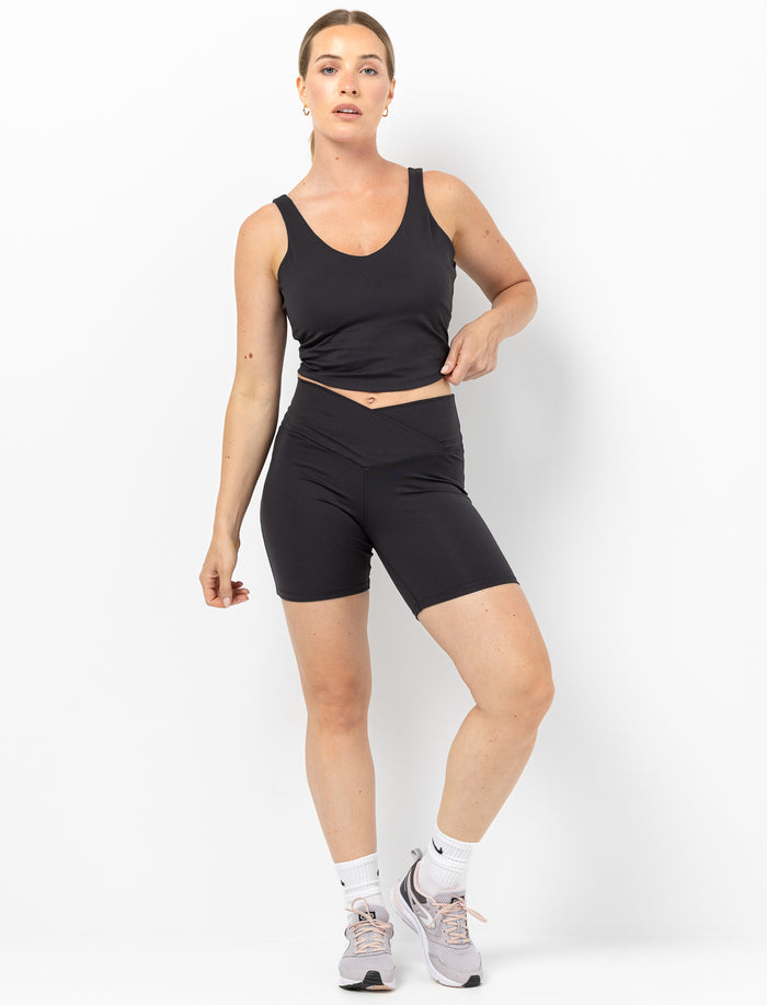 Cuissard de sport à taille croisée pour femme