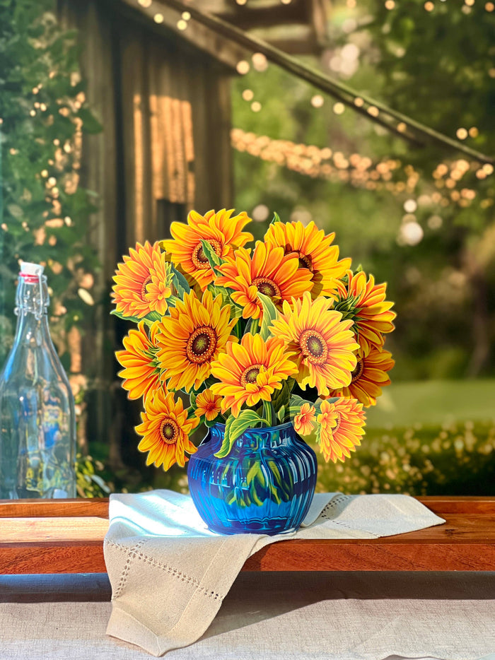FreshCut Paper LLC - Sunflower (Updated Vase)  (8 Pop-up Greeting Cards)