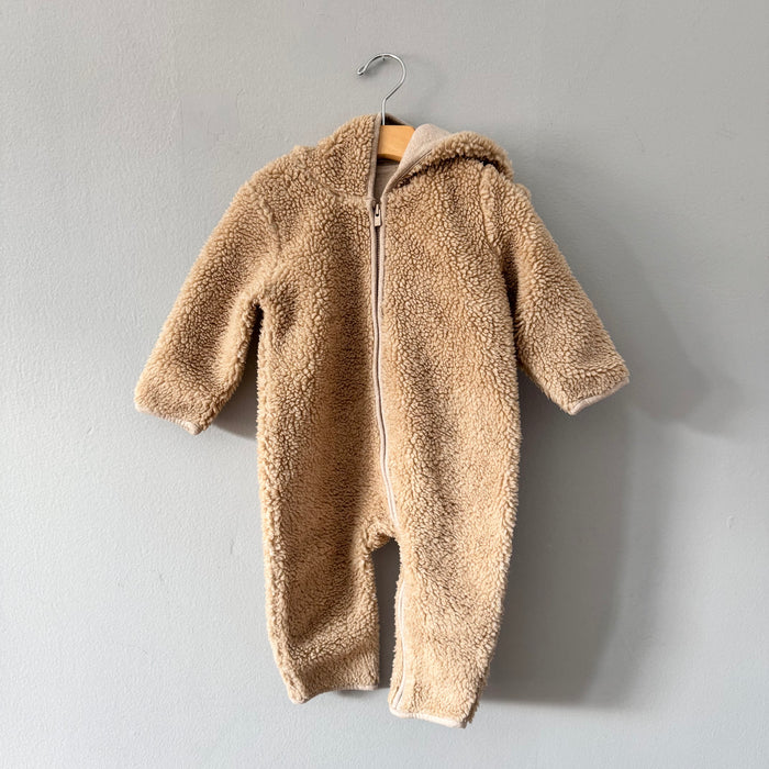 Gap	/ Beige sherpa suit / 12-18M
