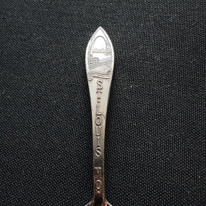 Gateway Arch St Louis Missouri Collectible Travel Souvenir Spoon 4.25" 11cm VTG