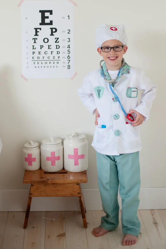 Great Pretenders Doctor With Accessories