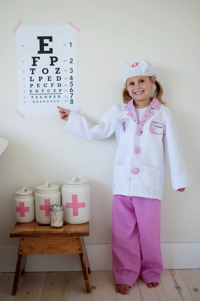 Great Pretenders Doctor With Accessories