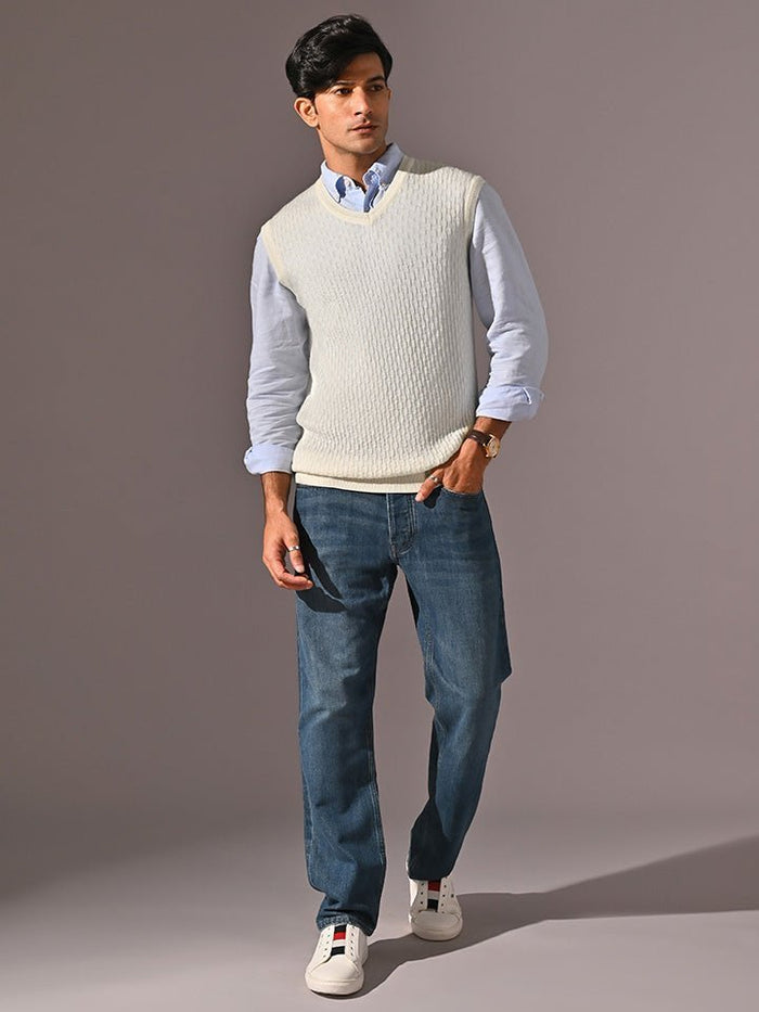 Haze White V-Neck Sleeveless Sweater