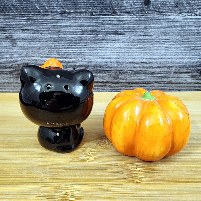 Hello Kitty Halloween Jack-o-Lantern Pumpkin Salt Pepper Set Ceramic Blue Sky