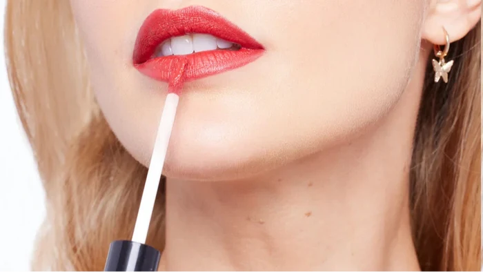 Lip Gloss in Vixen