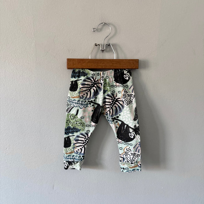 Little & lively / Exotic leaf and animal leggings / 6-9M