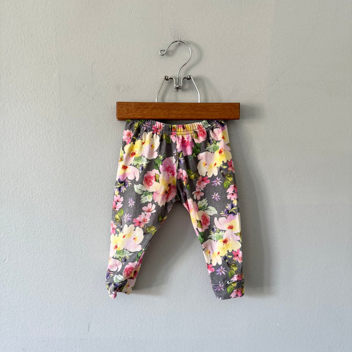 Little & Lively / Grey x floral leggings / 6-9M