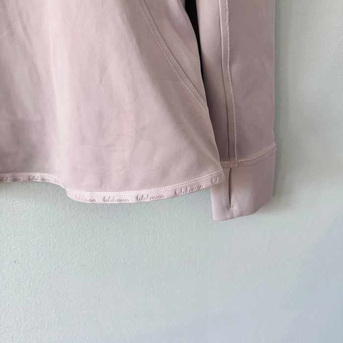 Lululemon / Light purple active zip up top / Women 8