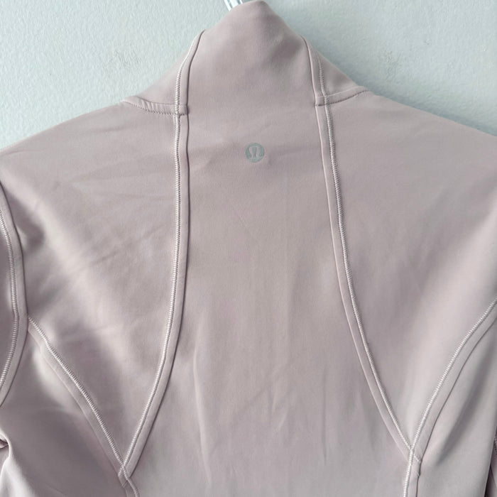 Lululemon / Light purple active zip up top / Women 8