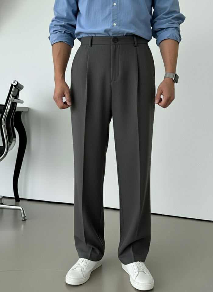 Men's Dark Grey Relaxed Fit Pleated Trousers