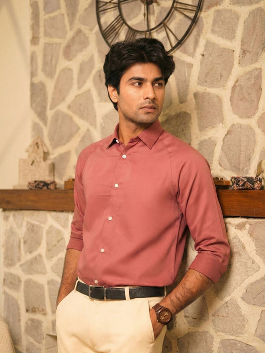 Men's Muted Mauve Modern Luxe Shirt: Raglan Cut & Silky Soft Texture