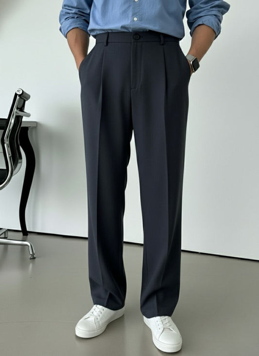 Men's Navy Blue Relaxed Fit Pleated Trousers