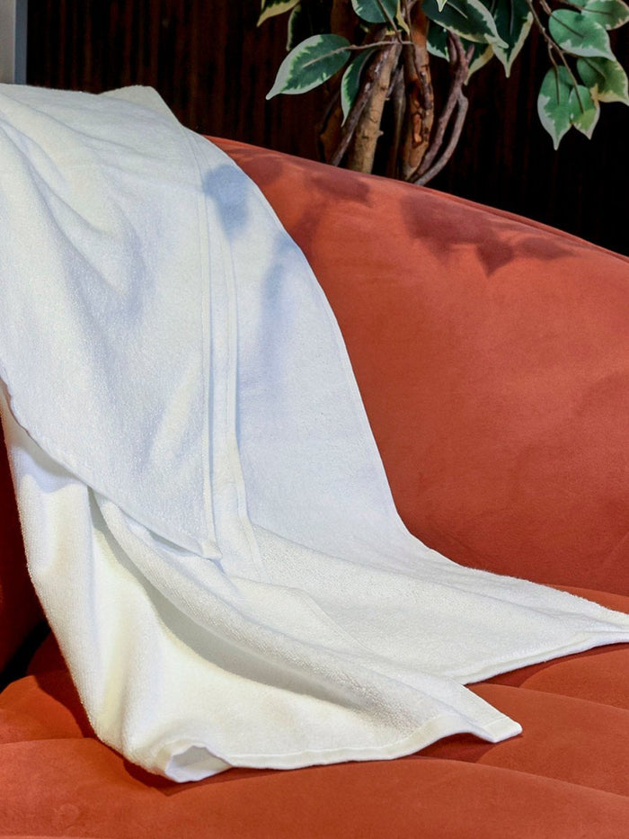 Nimbus White 550 GSM Cotton Bath Towel