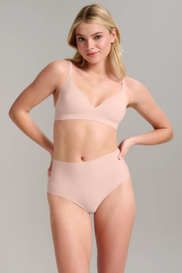 No-Show Triangle Seamless Bra - SIELLA - Color: Barely Pink Rose délicat
