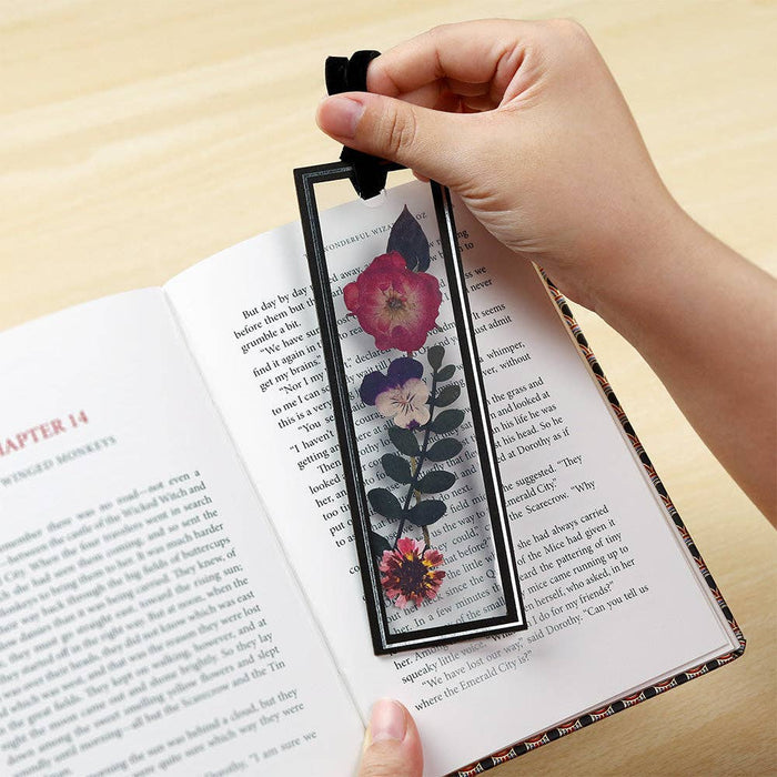 Novel Day Petal Pressed™ Bookmark Card 5x7"