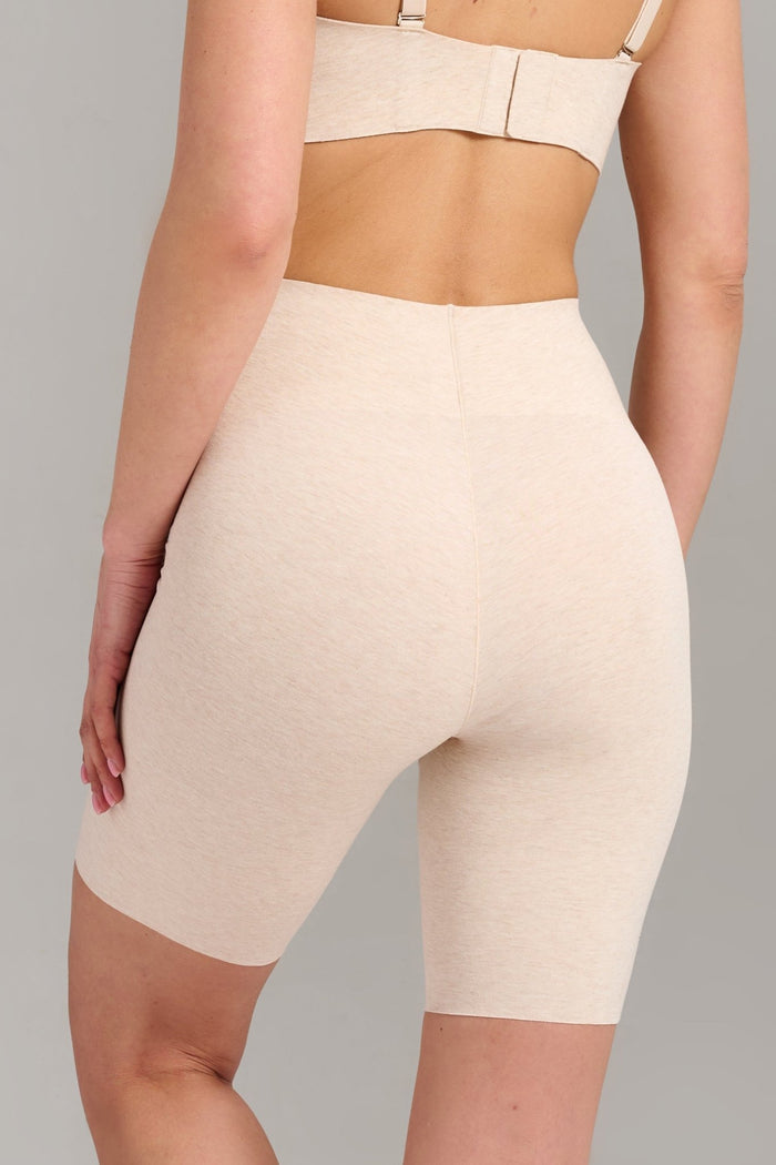 Organic Cotton No-Show Shaping Short - Siella - Color: Oatmeal Avoine