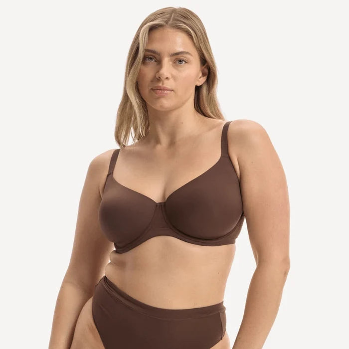 ZOE / 10E, 14DD / CHOCOLATE MOUSSE, 14E / CHOCOLATE MOUSSE, 16B / CHOCOLATE MOUSSE, 16C / CHOCOLATE MOUSSE, 16D / CHOCOLATE MOUSSE, 16DD / CHOCOLATE MOUSSE, 18C / CHOCOLATE MOUSSE, 18D / CHOCOLATE MOUSSE, 20C / CHOCOLATE MOUSSE