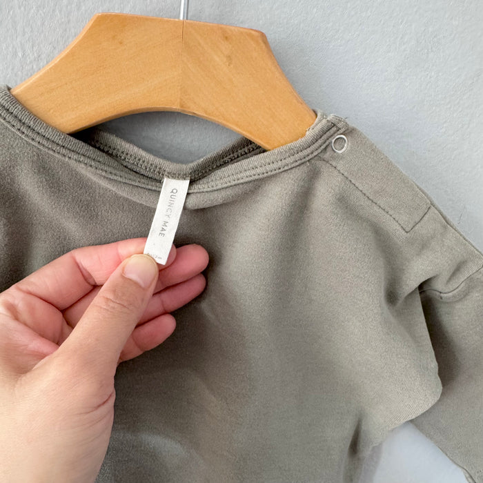 Quincy Mae / Khaki long sleeve top / 6-12M