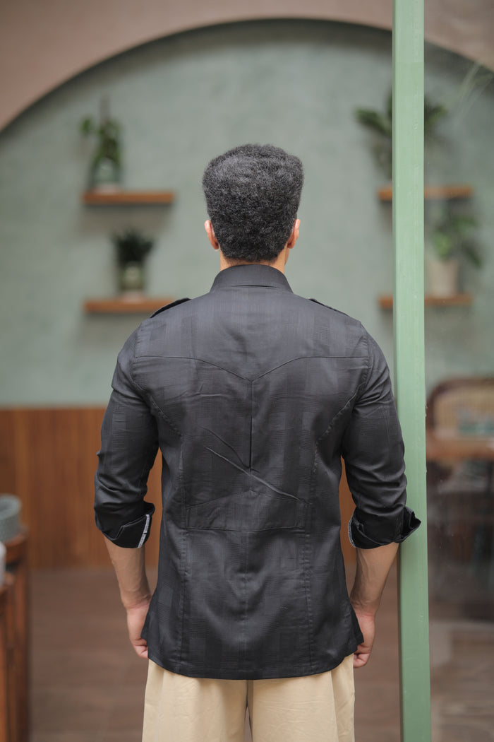 Rajanyas Textured Four-Pocket Hunting Shirt – Black