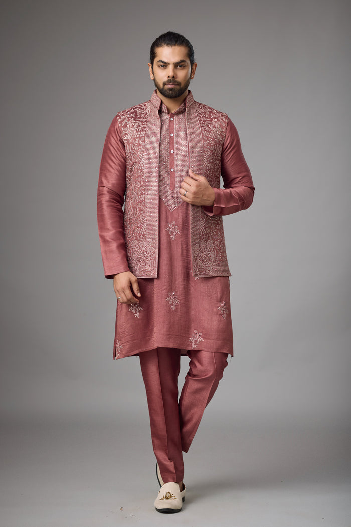 Regal Rosewood embroidered sleeveless jacket