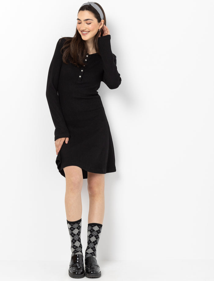 Robe unie à manches longues
