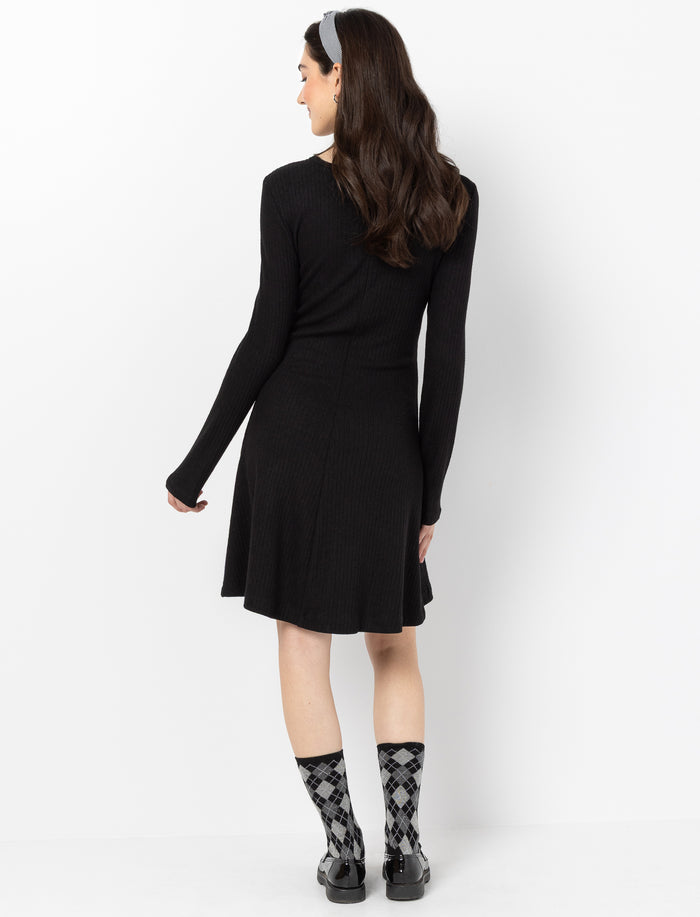 Robe unie à manches longues