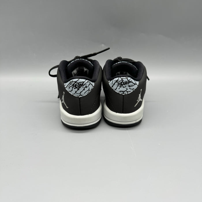 Nike / Jordan / Runner / US6