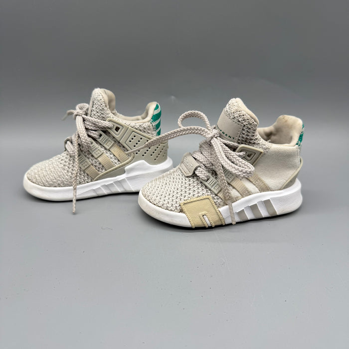 Adidas / Running Shoes / US5
