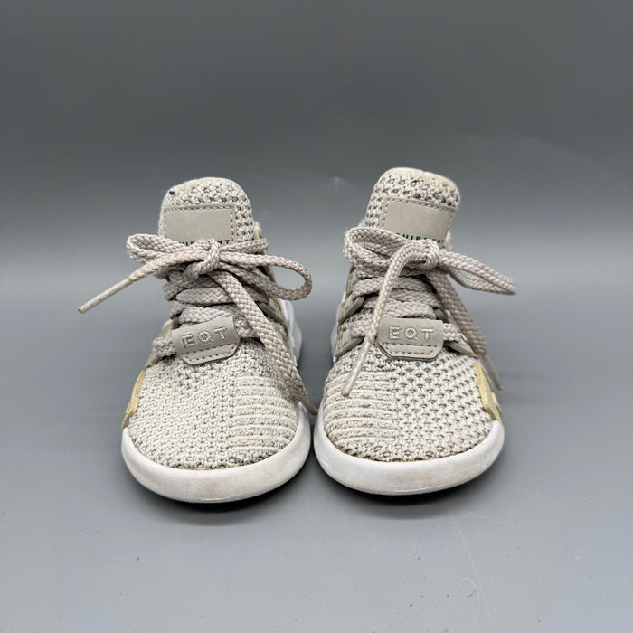 Adidas / Running Shoes / US5