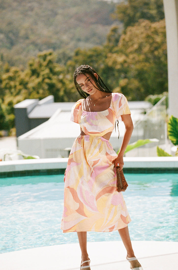 SAMPLE-Ezzy Midi Dress