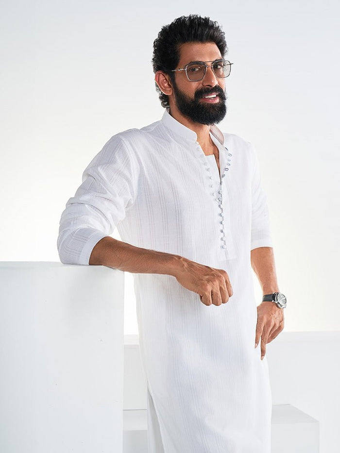 Sattva White Mandarin Collar Kurta