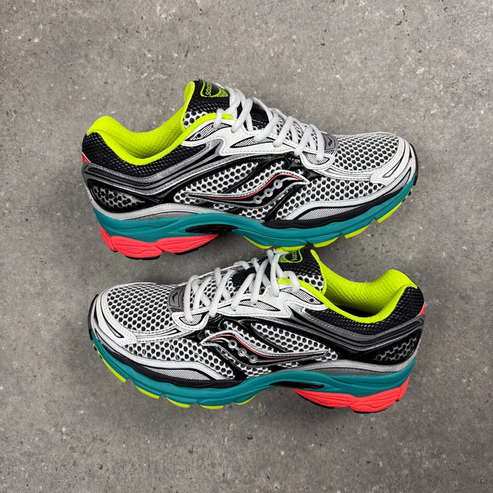 Saucony Pro Grid Omni 9 Mutant