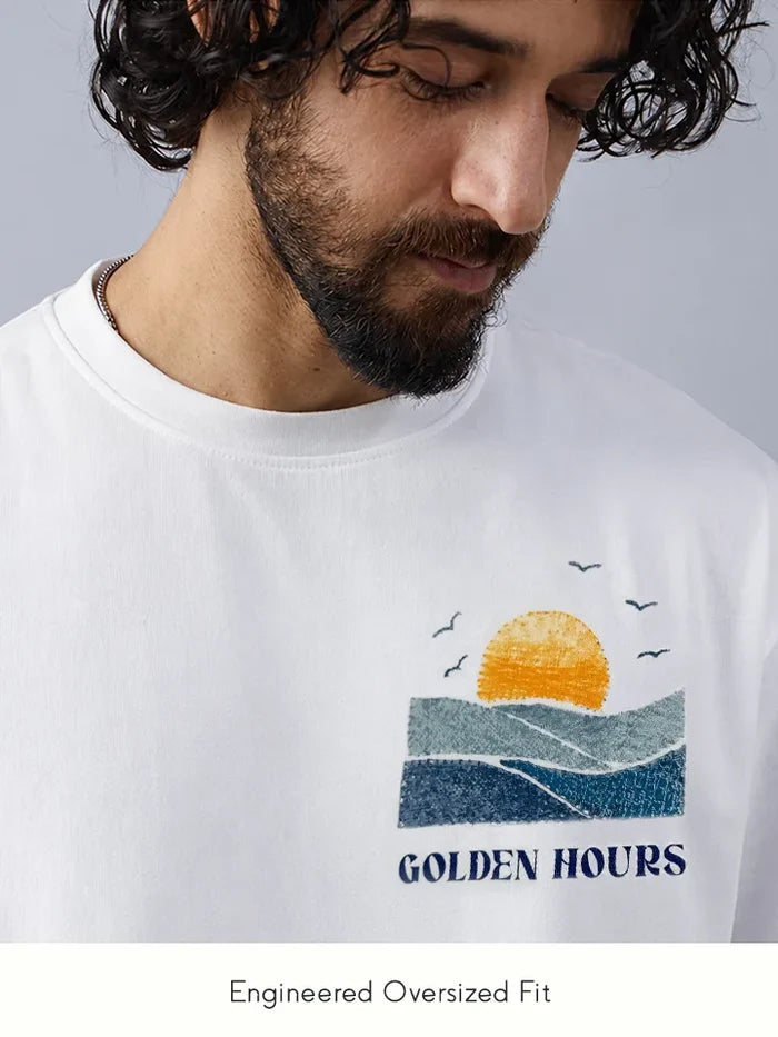 Seaside White Oversized Cotton Graphic Tee - fit