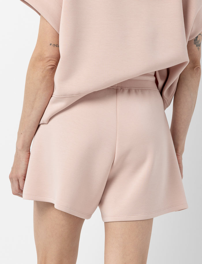 Short en scuba uni pour femme