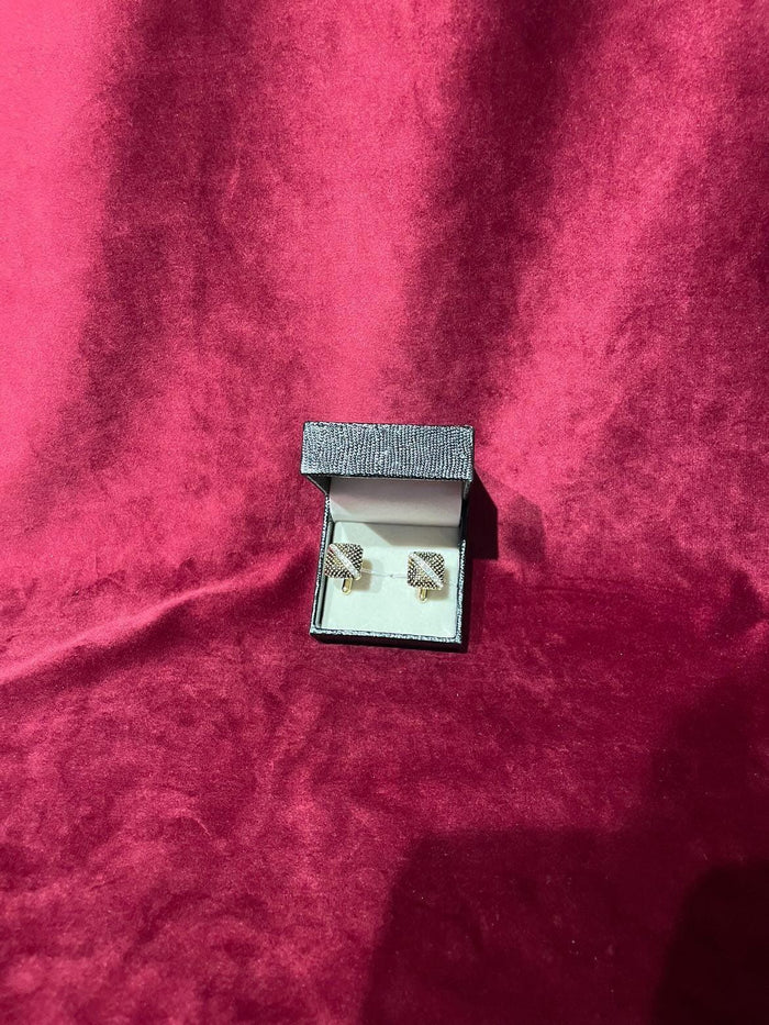 Square Cufflink With Golden Base
