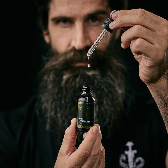 The Beard Essential Kit, image 7. The Beard Struggle