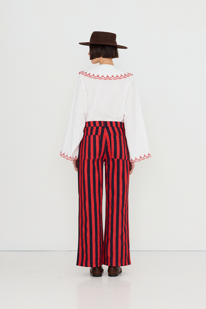The Tiny Big Sister white embroidered collar shirt with red trim – Dotique