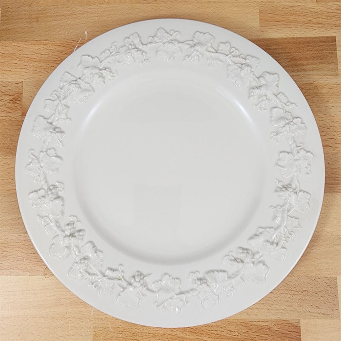 Wedgwood Cream 4 Dinner Plate Set Queens Ware 2" Embossed Rim Etruria Barlaston