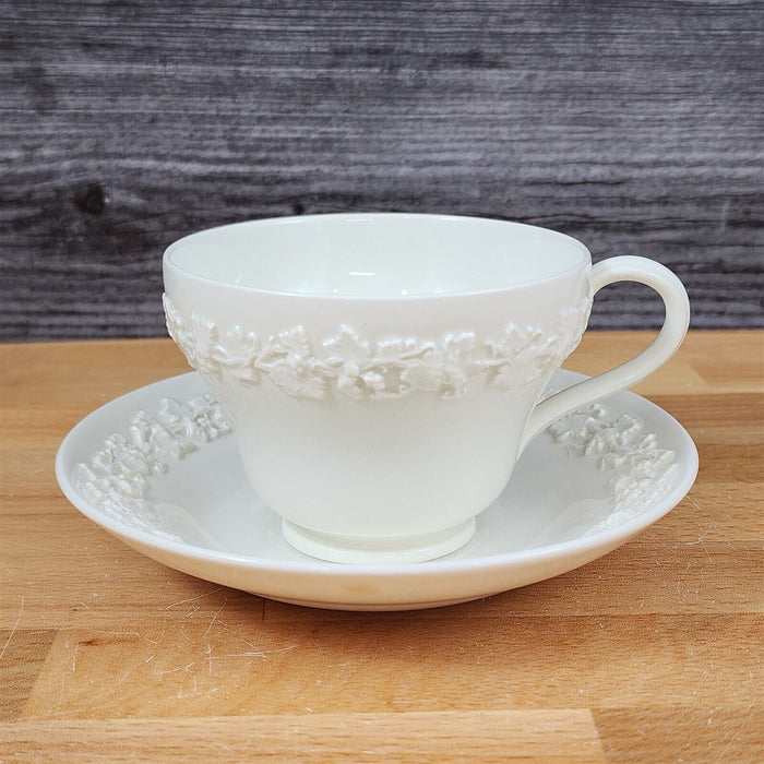 Wedgwood Cream Tea Cup & Saucer 4 Set Embossed Mug Queens Ware Etruria Barlaston